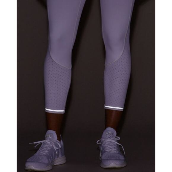 Lululemon Mind Over Miles Tight 25" White Size 4 - Picture 2 of 13